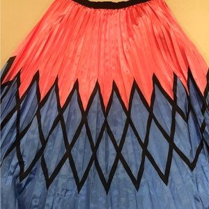 Skirt never worn